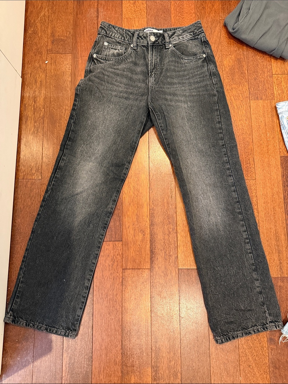 Garage woman’s 90s straight jeans